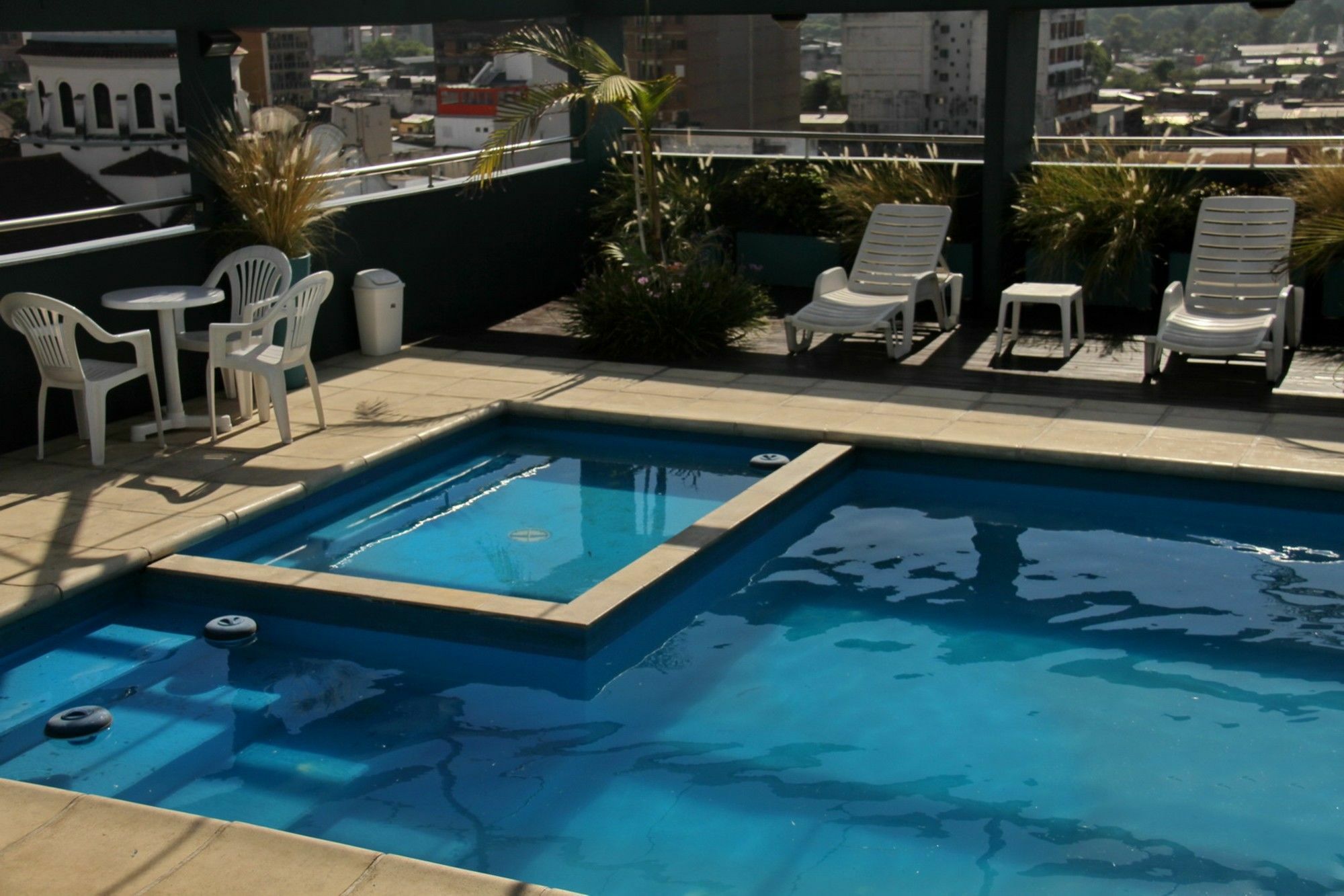 Hotel Bicentenario Suites&Spa San Miguel de Tucumán Exterior foto